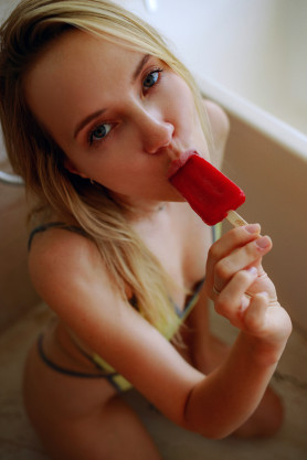 Naughty_Honeys