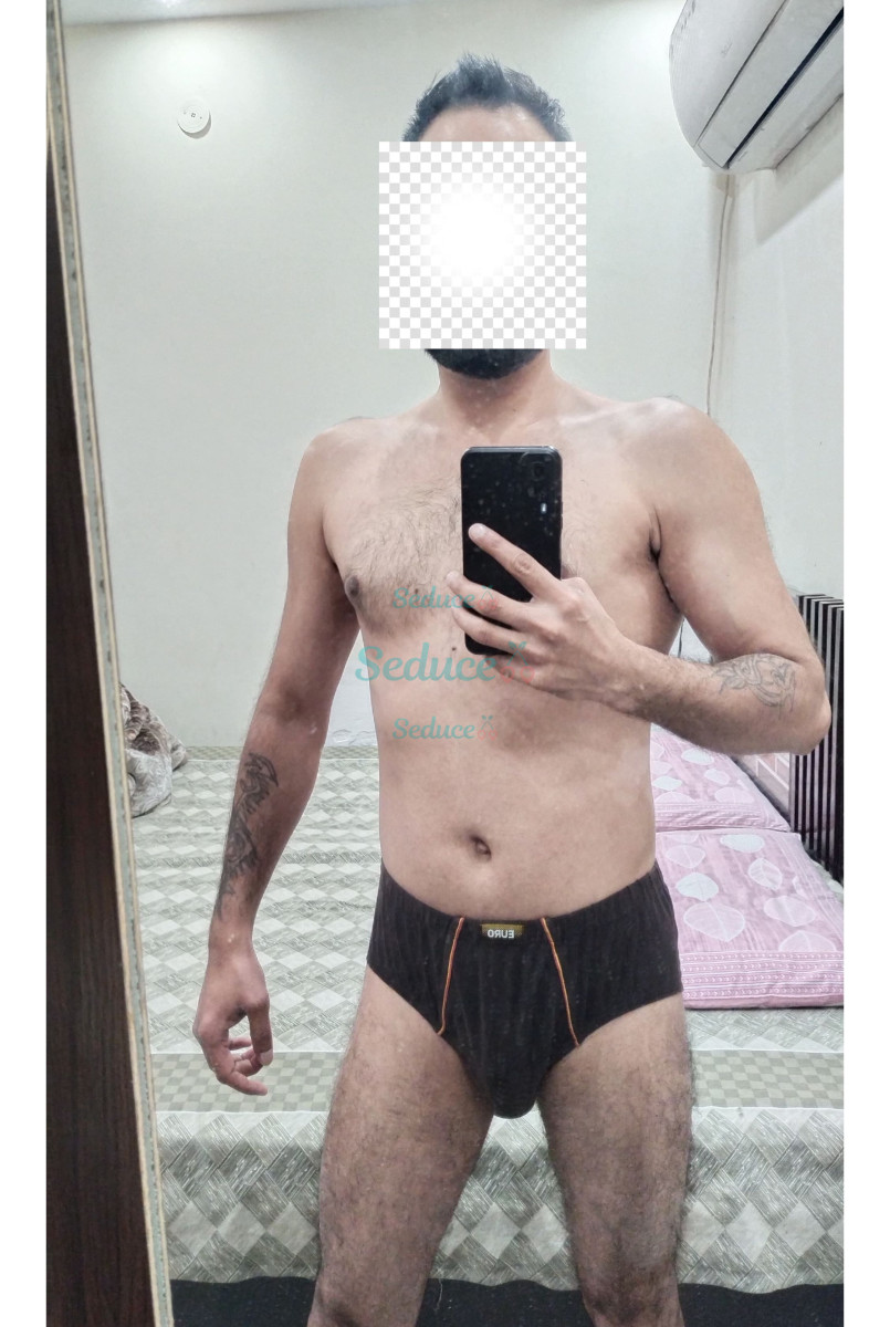 Male Escort for women Ladies of any age in Delhi and all NCR Loacation