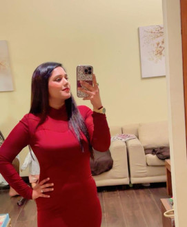Divya Thakur