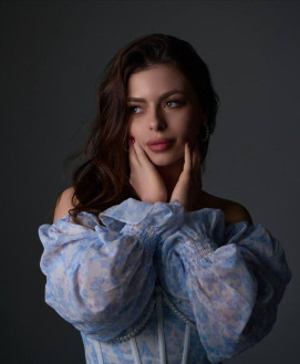 Zoya
