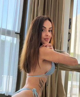 Mia