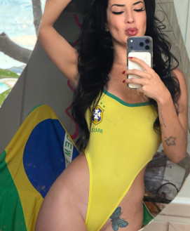 Manu - escort review from Greece