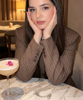 Mia