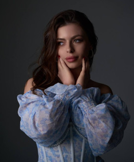 Zoya