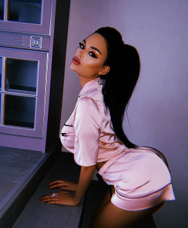 Mistress Escort