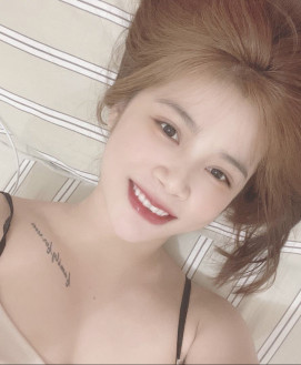 Kim - escort review from United Arab Emirates