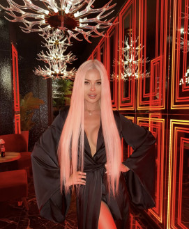 Sarrah - escort review from Romania
