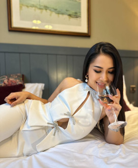 Mistress Escort