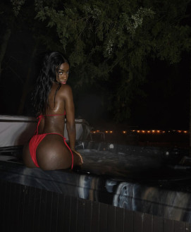 Mistress Escort