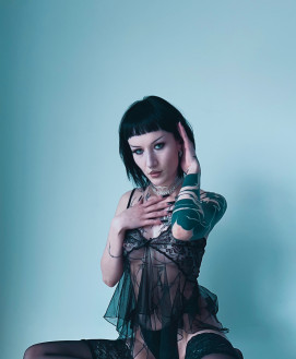 Mistress Escort