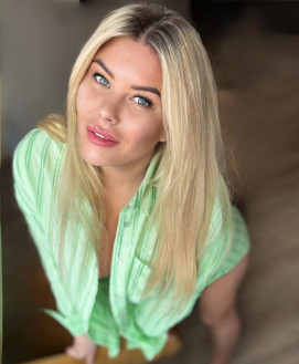 Ellie - escort review from Cyprus
