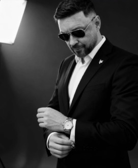 Male Escort