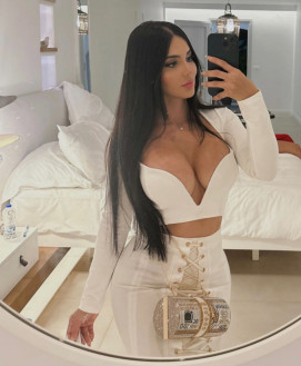 Brenda - escort review from Greece