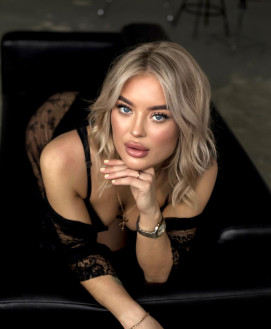 Viktoria - escort review from Turkey