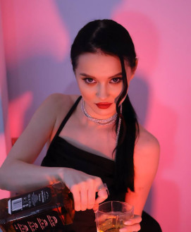 Mistress Escort