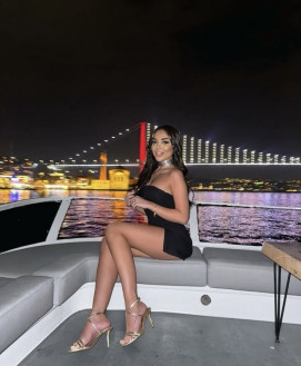 Mistress Escort