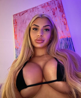 Vanessa - escort review from Turkey