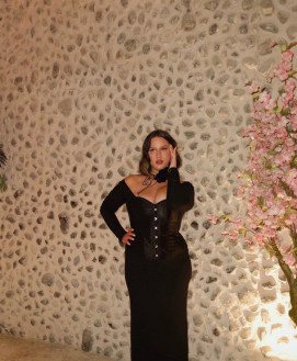 Mistress Escort