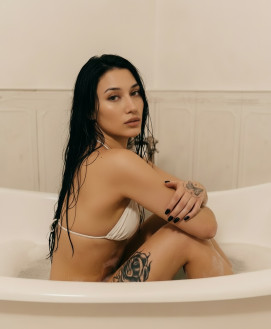 DAVINA