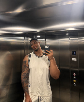 Male Escort