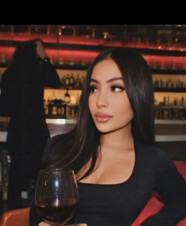 Liza - escort review from Greece