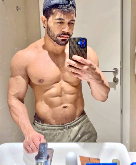 Male Escort