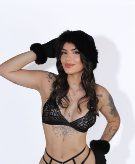 Milena - escort review from Greece