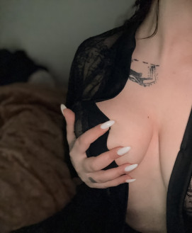 Mistress Escort