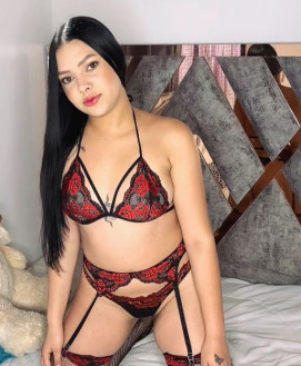 Isabella - escort review from Greece